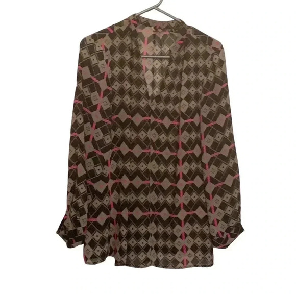 Mexx Tops - MEXX shirt EUC  Size medium